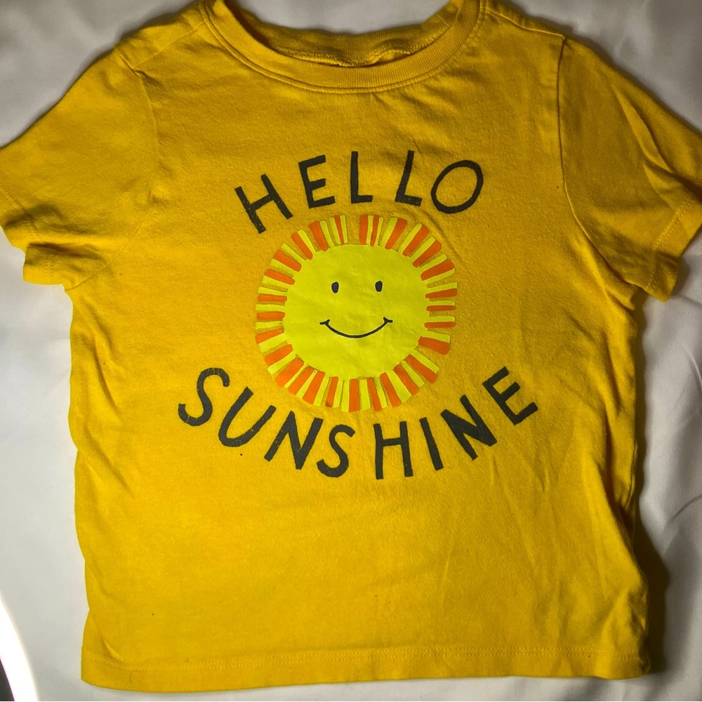 Girl’s Old Navy Yellow Short Sleeve Tee Shirt Size 3T 100% Cotton Hello Sunshine